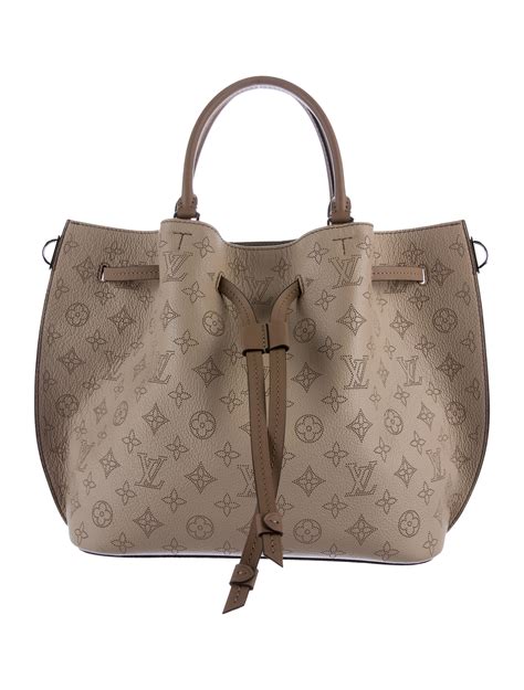 Louis Vuitton Girolata Handbag 